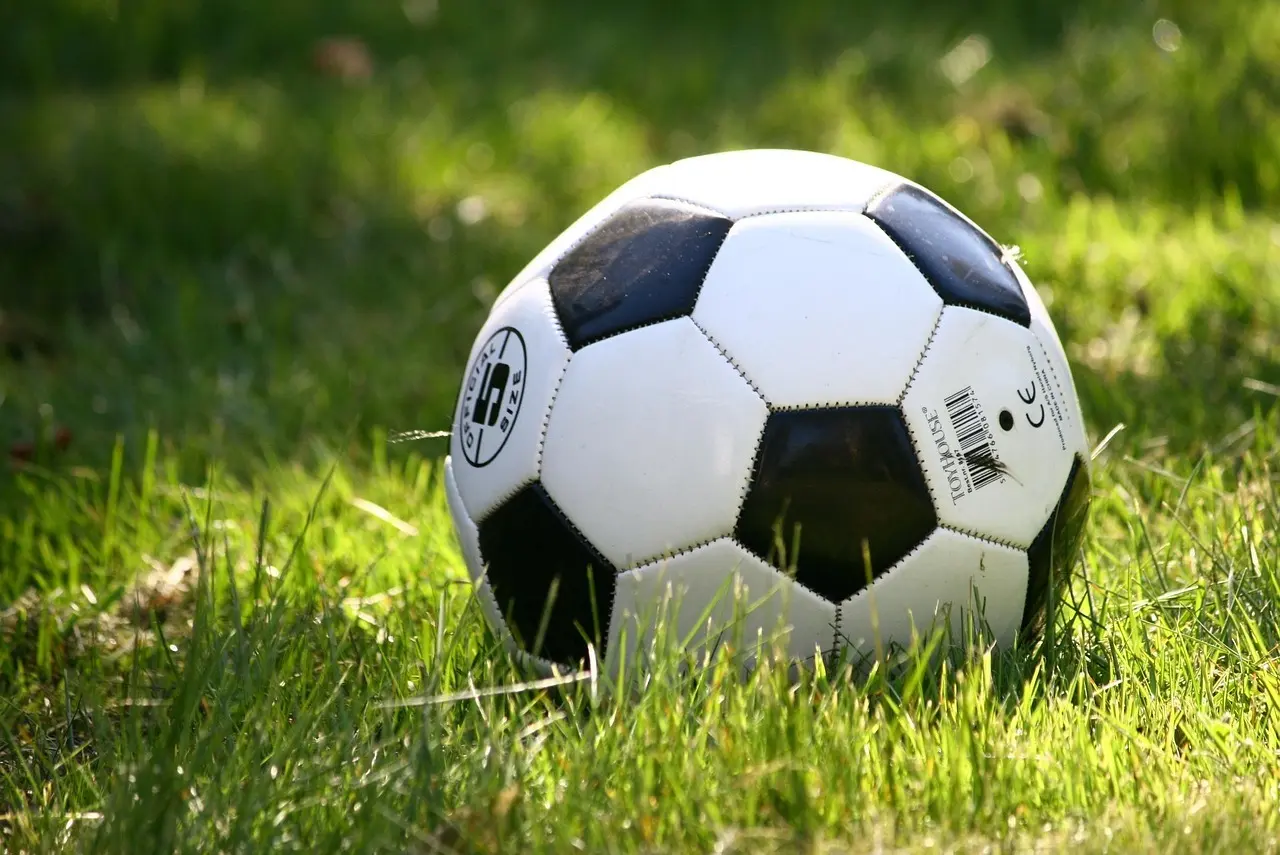 Dramatik og målorgier i J2 League – Runde 4 2025