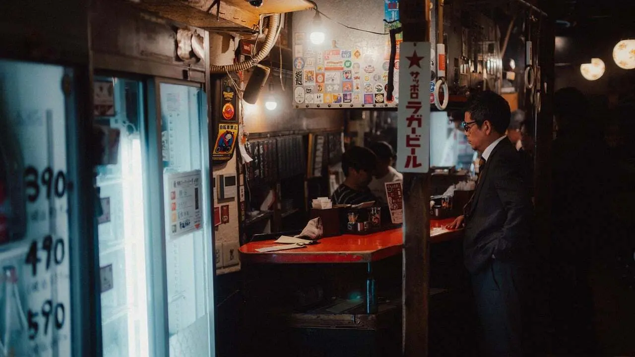 Hvordan er vejret i Osaka i februar måned?